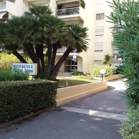 Studio Petit Apartment